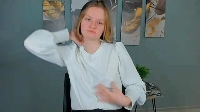 LilianSwall élő XXX-chatje