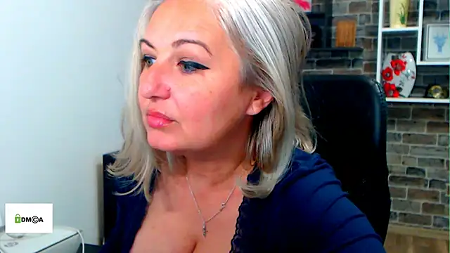 angel_devil_milf's Live XXX Chat