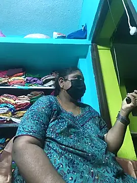 Villageanuty's Live XXX Chat