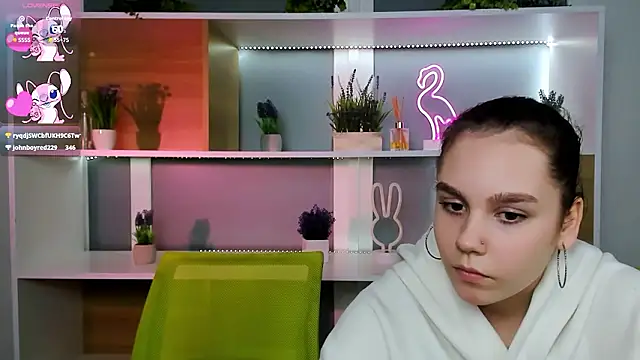 mila_glow1 élő XXX-chatje