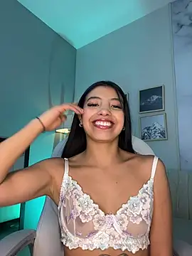 Tiffany_Low's Live XXX Chat