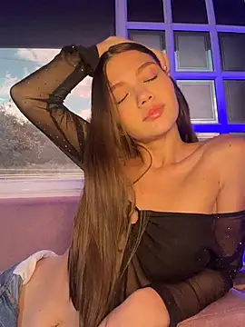 EmmaJhoons' Live XXX Chat