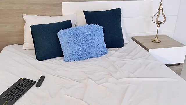 CelesteNash's Live XXX Chat