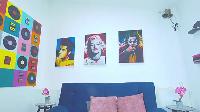 AlessioVitale élő XXX-chatje