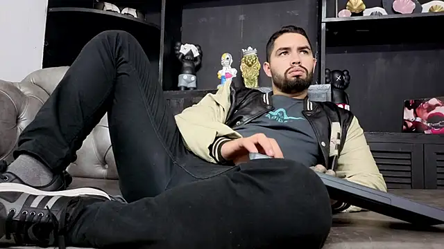 matteosantos' Live XXX Chat