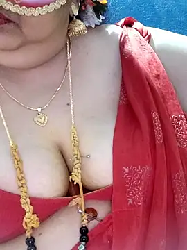 tamilthanushri's Live XXX Chat
