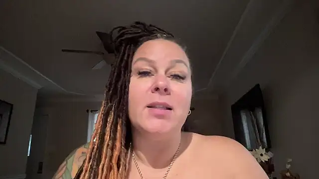 WorldsGreatestCockRater élő XXX-chatje