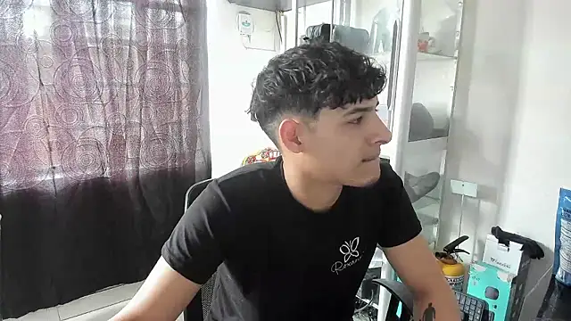 MaxStar26 Chat XXX live