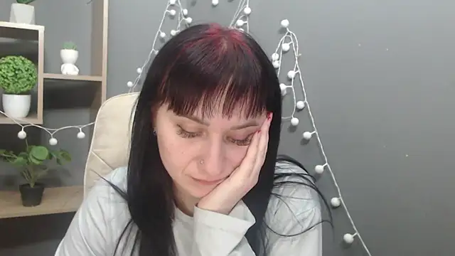 NinaFlawlees' Live XXX Chat