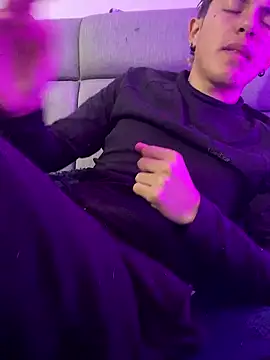 NaytonFreeman Chat XXX live