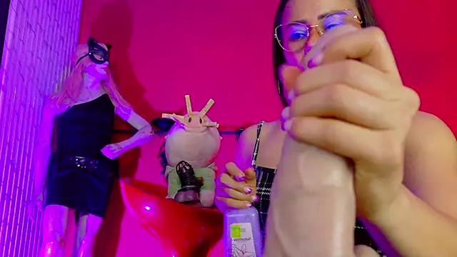 MistressSlut1 即時 XXX 聊天