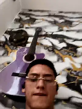 Hiroshi_Shen's Live XXX Chat