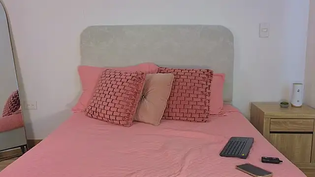 KristennBlue's Live XXX Chat