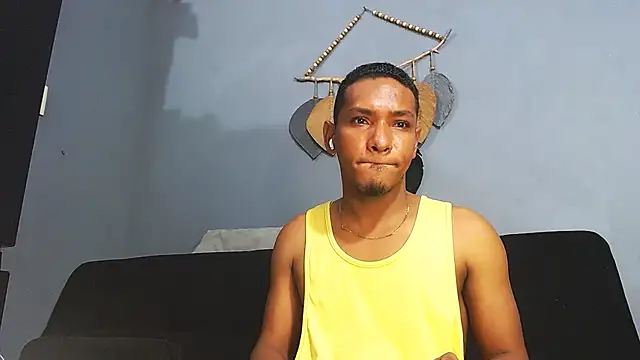 Grandeygruesa1's Live XXX Chat