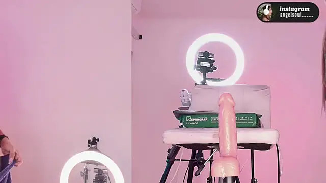 Онлайн чат XXX Angelst__