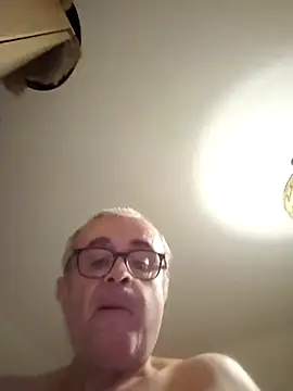 Bretoncool's Webcam Show