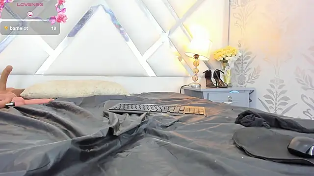 selenareyes' Live XXX Chat