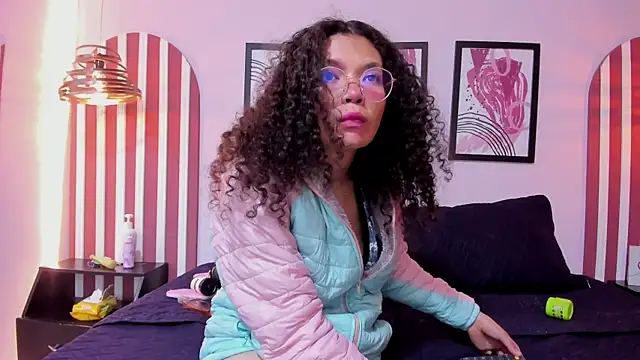 SweetStarr_'s Live XXX Chat