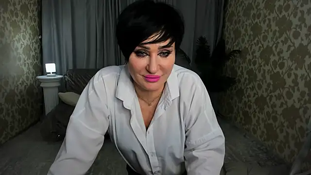 Онлайн чат XXX KiraTempt