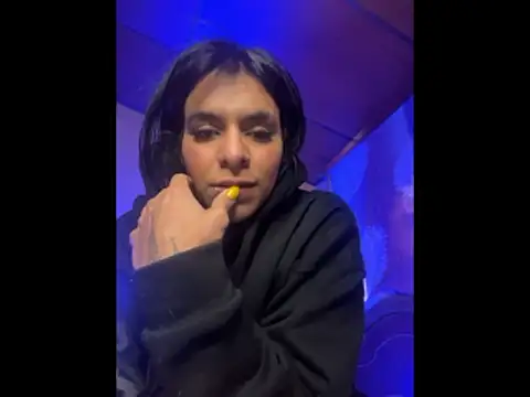 SaraAndrade_'s Live XXX Chat