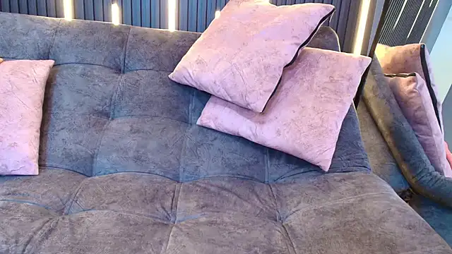 brunette_candyy_'s Live XXX Chat