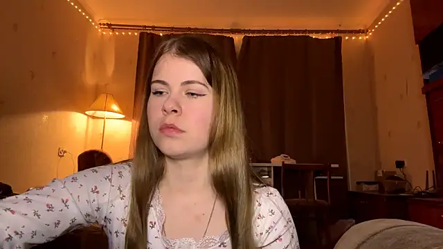 XXX chat uživo modela MaevAmy