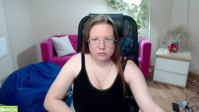 kuri_u's Live XXX Chat