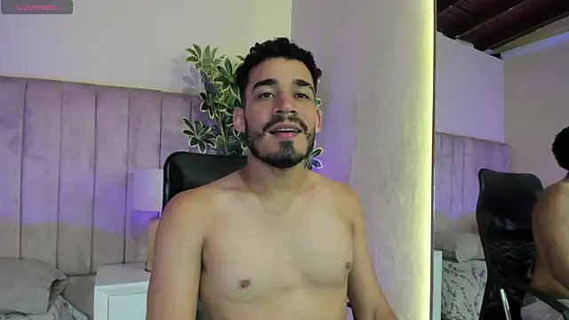 Chat XXX ao vivo de aries_unbound