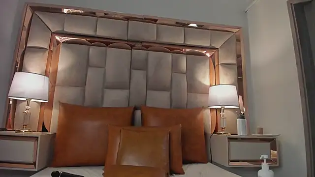 ValentinaBreats' Live XXX Chat