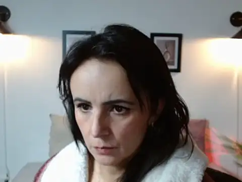 دردشة Juliana__lx الجنسية المباشرة