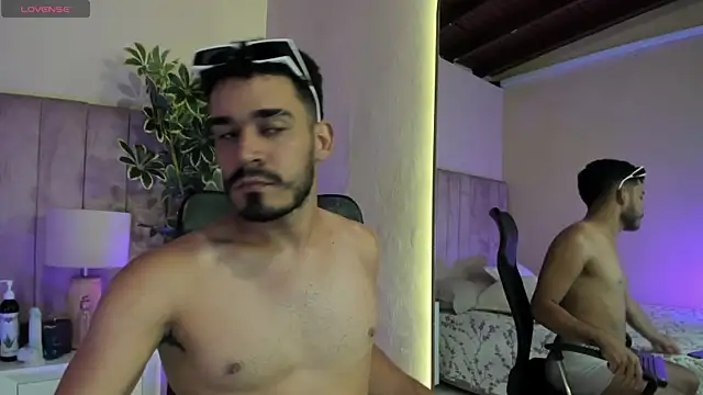 aries_unbound Webcam-Show