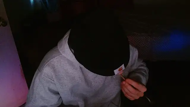 Pokazy przed kamerką – DADDY_KANE8---