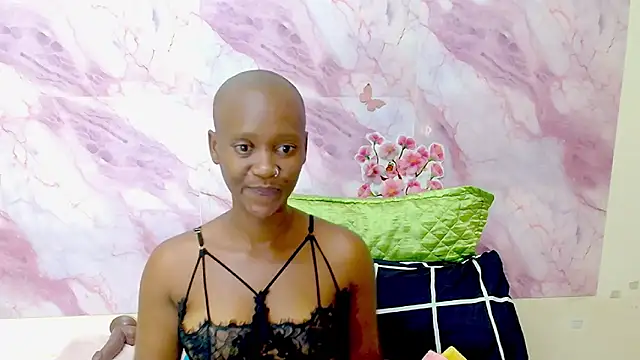 Онлайн чат XXX EbonyOlive69