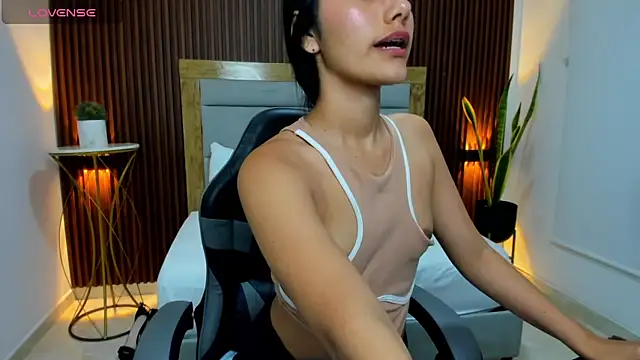 kaitt_ élő XXX-chatje