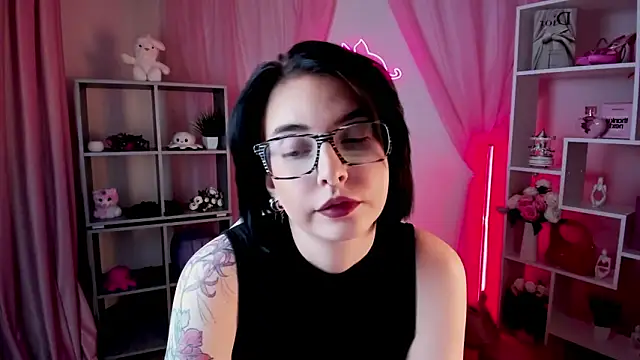 ElenaSomerhalder's Live XXX Chat