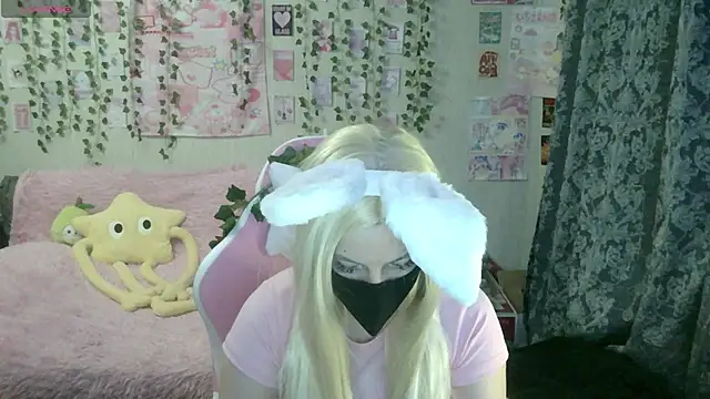 MysticYumiko's Webcam Show