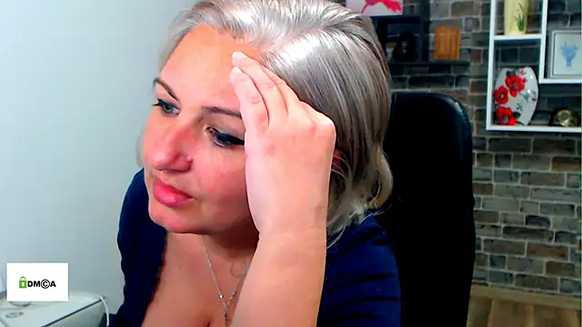 angel_devil_milf's Live XXX Chat