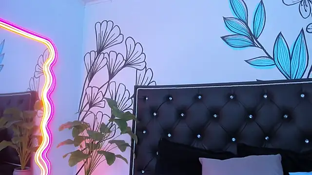 Sweet_Ariadna_'s Webcam Show