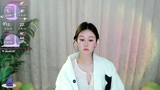 Aimee-520's Live XXX Chat