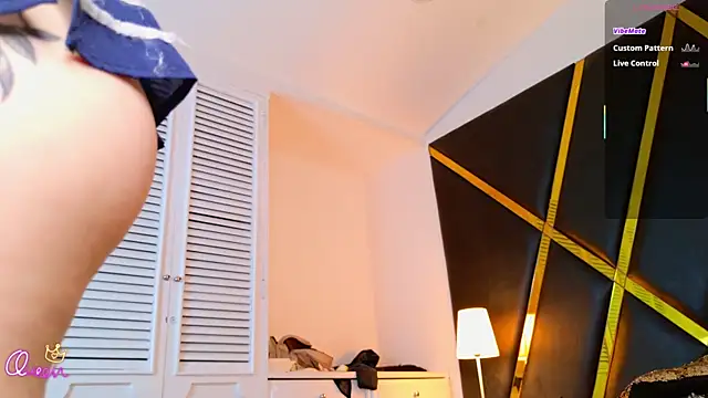 EmmaaCastro 现场XXX聊天