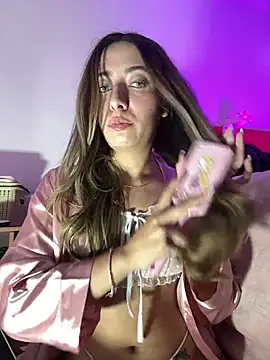 khole_t18's Live XXX Chat