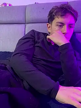 NaytonFreeman's Live XXX Chat