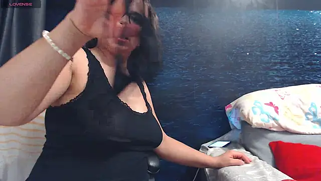 LadyAverrySquirt11 Live XXX-Chat