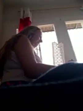 MILEIDE980's Live XXX Chat