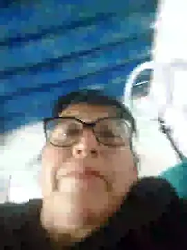 clarita_01 élő XXX-chatje