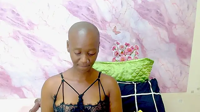 EbonyOlive69's Live XXX Chat