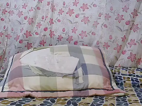 Micha_LustyLuxe Live XXX-Chat