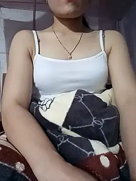XXX chat uživo modela LucyyLy