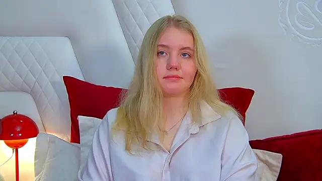 EmilyEvanse élő XXX-chatje