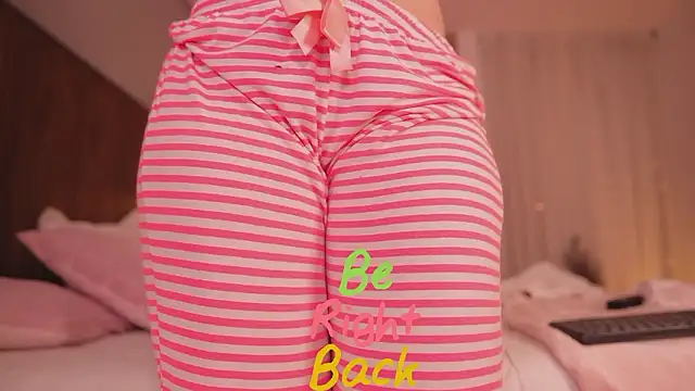 tatikiss_ élő XXX-chatje